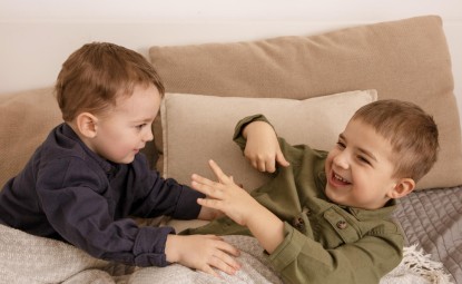 Otizmli Çocuklar ve Kardeşleri Arasında İlişki Nasıl Olmalı?